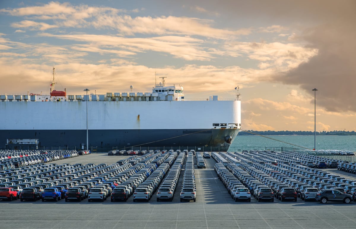 Auto export logistics en verzending
